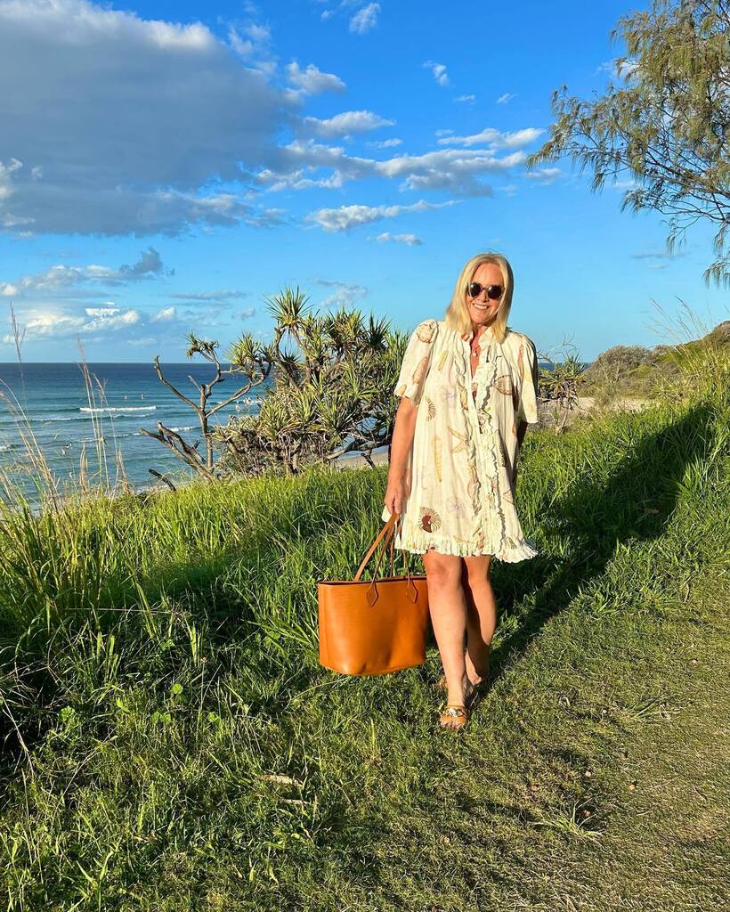 My Monday did TOTES not look like this.

(AD, gifted product) Bad puns aside, when this <a href="/kararosenlund/">Kara Rosenlund</a> leather tote arrived as a surprise early Easter present 🤩, I thought it would get a workout on our holiday … and workout it did. 

This is one beau… instagr.am/p/CrIeQNEOWqe/