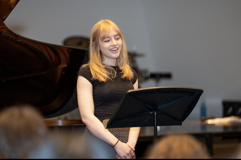 BSAKmusic's tweet photo. Thank you to ex BSAK student Anna Graham who came into school to give our Music Scholars a talk on her musical journey. From BSAK to the Royal Academy (and beyond)
@RoyalAcadMusic @BSAKheadmaster https://t.co/bB1yRoMqHa