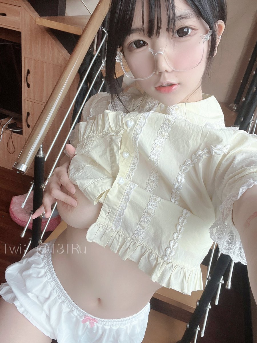 拒绝幼态审美 从你他做起

@xyberdolls @xybereum @xyberlabs https://t.co/7mIKraT0hO