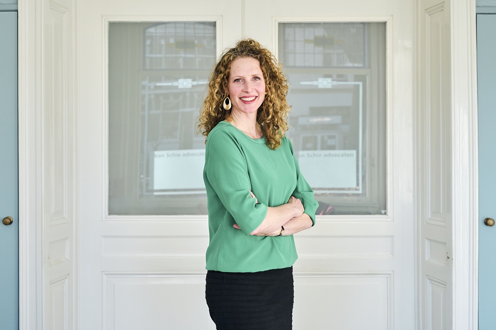 "Advocaten vervullen een belangrijke rol in de maatschappij. Dankzij advocaten die toevoegingen doen of hun diensten kosteloos of tegen een gereduceerd tarief verlenen, heeft iedereen in Nederland toegang tot het recht," aldus Sanne van Oers in haar blog: advocatenorde.nl/blog/maatschap…