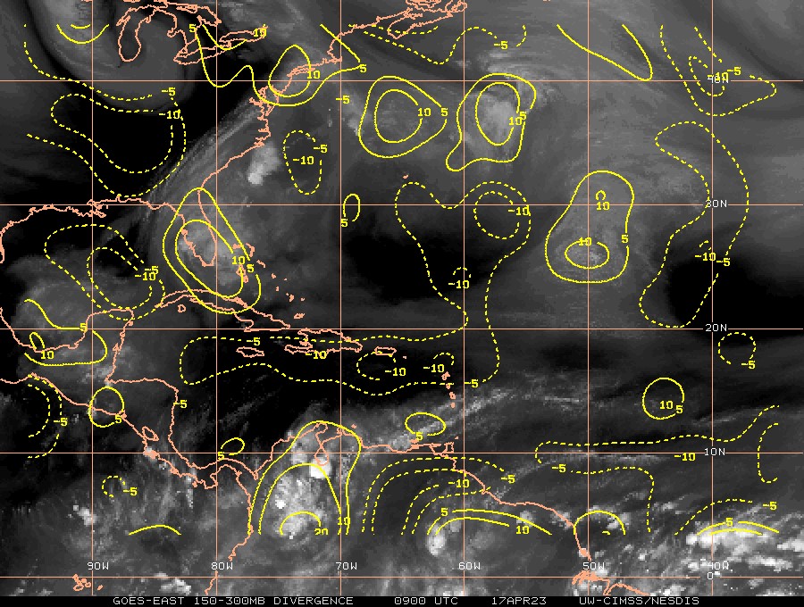 MeteoCumana's tweet photo. #17Abril | Asi amanecemos este día, inciando la semana con zona desarrollo de nubes generadoras de lluvias en el extremo occidente del País incidiendo en el sur de Zulia, Táchira y Mérida. La zona divergente en tiene su máximo desarrollo en el lado colombiano. https://t.co/ySEuUFn4kq