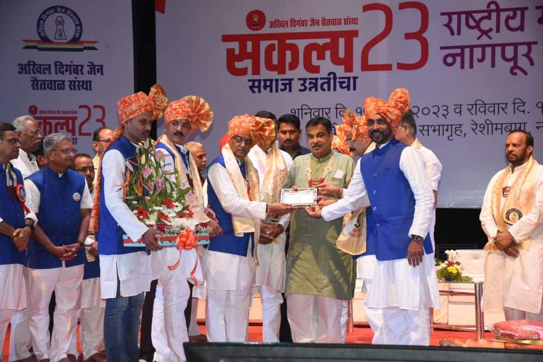 ShrimantaChakr6's tweet image. Jai hind Bharat Mata ki Jai Sir 🇮🇳  #goti #Shakti #vairal #Super 🙏🙏🙏🇮🇳🇮🇳🇮🇳