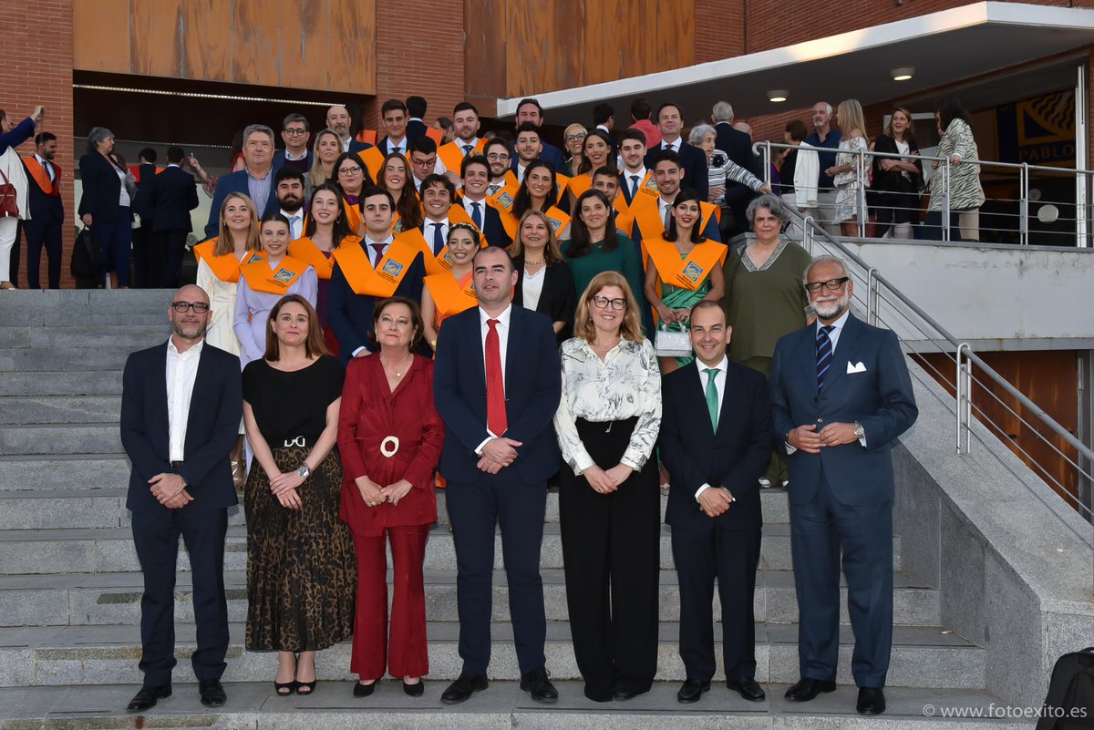 pablodeolavide's tweet photo. Orgullosos de los estudiantes que finalizan sus estudios y comienzan una nueva etapa 😊
🎓Promoción 2018/24 del Doble Grado en ADE en inglés y Derecho.
🎓Promoción 2019/23 del Grado en ADE en inglés.
🎓Promoción 2019/23 del Grado en Análisis Económico.
#egresadosUPO #soydelaUPO https://t.co/E4ezRUPRQ8