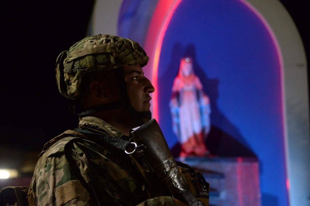 Irnafrench's tweet image. #Irak : La 50e Brigade du Hashd Shaabi (Mobilisation Populaire) assument la protection des chrétiens et des églises de #Mossoul à l'occasion de Pâques.