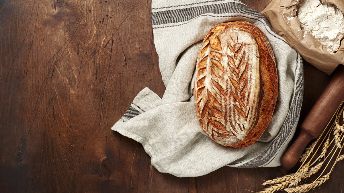 Are you looking to pursue a career in the #baking industry or even just take up a new hobby?

Have a look at our Artisan Bakery evening course 🥐 

Apply today 👉 bit.ly/3FLdiei