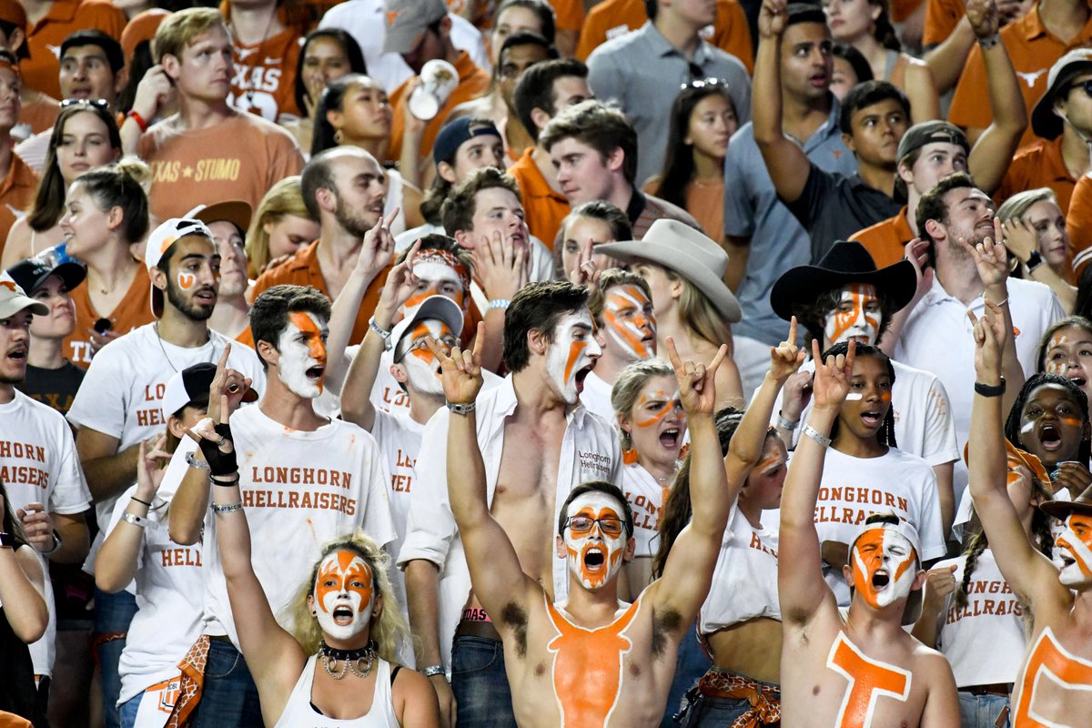 CFBHome's tweet photo. National Championship for the Most Hated Fanbase

1. Texas v. 1. Tennessee

Poll below⬇️ https://t.co/xWForzjuyQ