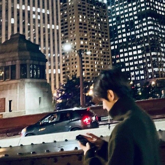 sunwonunit's tweet image. take me to your — heart 💘

a sungwon au wherein, first(jw) asked a random guy on the bus who turned out to be sign(sh), about a place he's supposed to go. what happens if sign tells him the wrong direction?

this is a taereungz au dedicated for #taereungzcafe's fundraising event