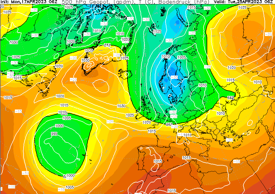 highlandweather's tweet photo. GFS, and other models, take us into a cold northerly later this weekend which stays with us next week.

Wintry showers for higher ground and night frosts return for the last week of April.

High pressure over Greenland the reason, something we have seen before in Spring. https://t.co/KrETmrKr26