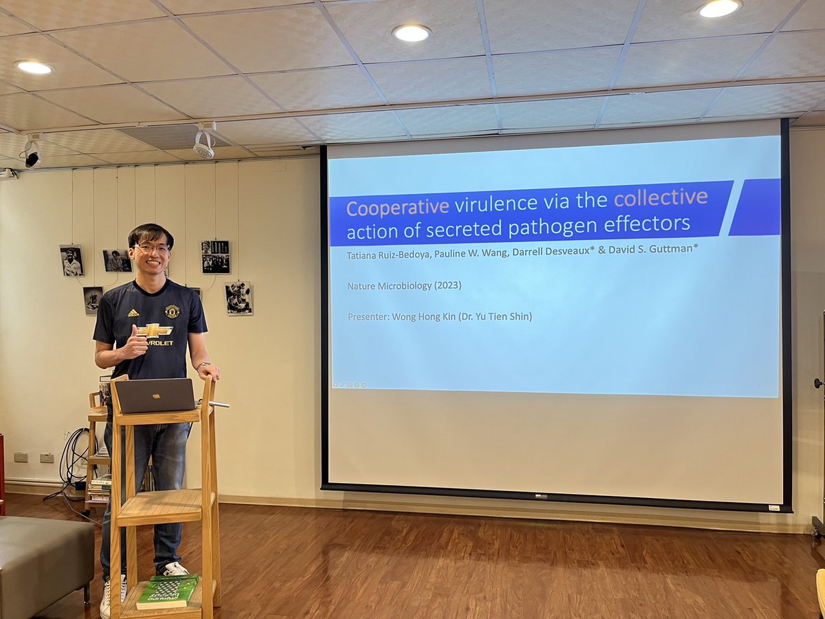 TsyLab's tweet image. Today, our lab postdoc. @Hong_Kin90 shared an interesting study in the joint journal club! 

#Plant and Environmental Microbiology Group