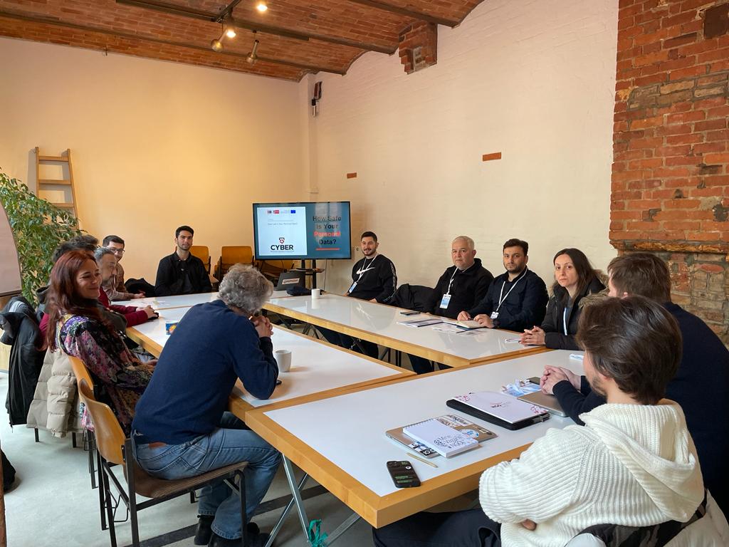 Siber Güvenlik Araştırmacıları ve Gençlik Derneği tweet media