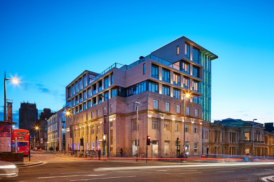 MeetLiverpool's tweet photo. We are off to CHS Leeds next week and we'll be joined by Hope Street Hotel 🤩 

✔ Several meeting &amp; event spaces
✔ Two AA Rosettes 
✔ Cinema 
✔ Spa facilities 
✔ Individually designed rooms 

Join us on #Stand62 to find out more about this impressive venue. https://t.co/VLpy2qQqc4