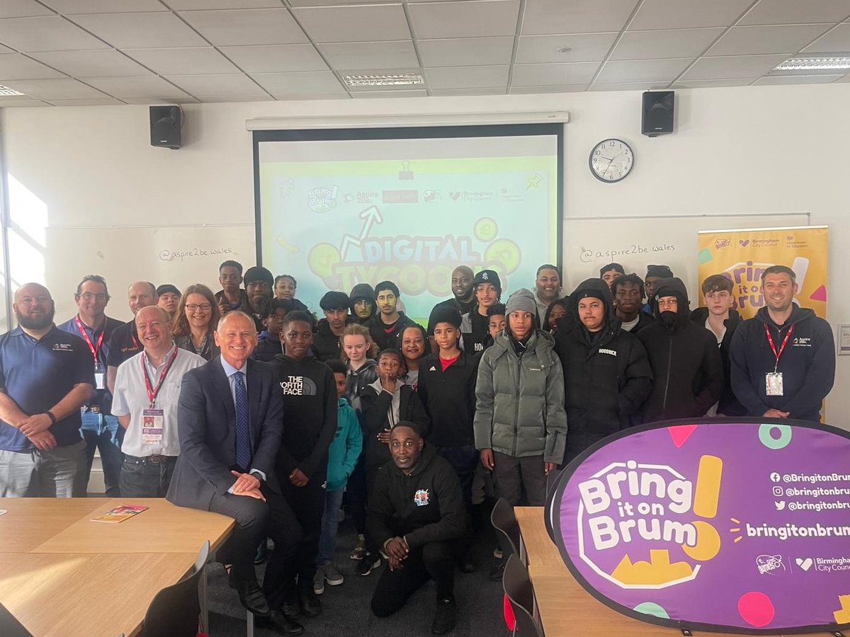 We had an amazing two days working with @Aspire2Be & @bringitonbrum for Digital Tycoons 2023, helping KS4 pupils in Birmingham as part of HAF programme.

We helped the group develop coding skills in #Python @EarSketch & @amazon. Stay tuned for more updates!

#HAF2023