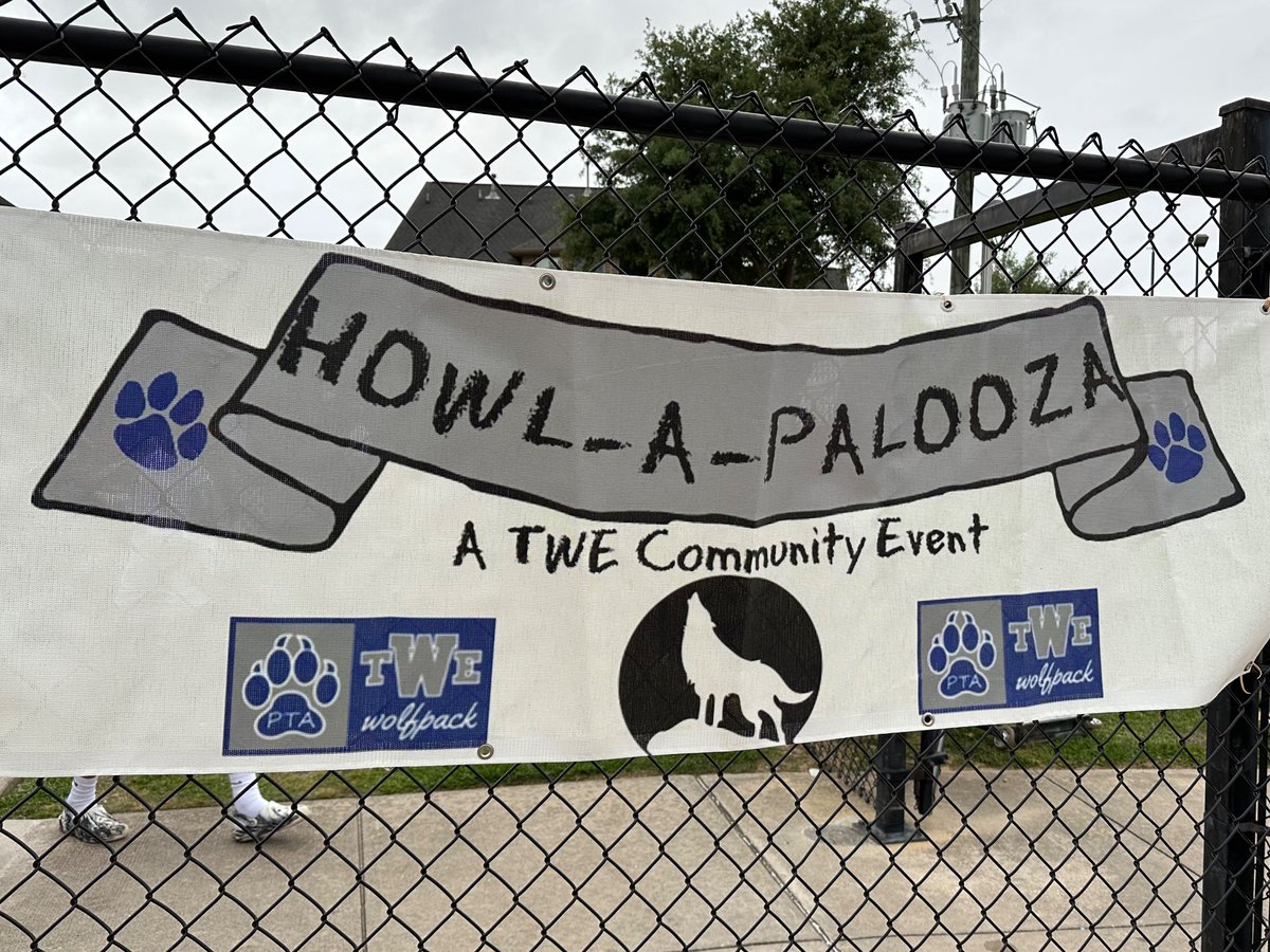 Howlapalooza was so much fun!  #twehowl <a href="/twepta/">TWE PTA</a>