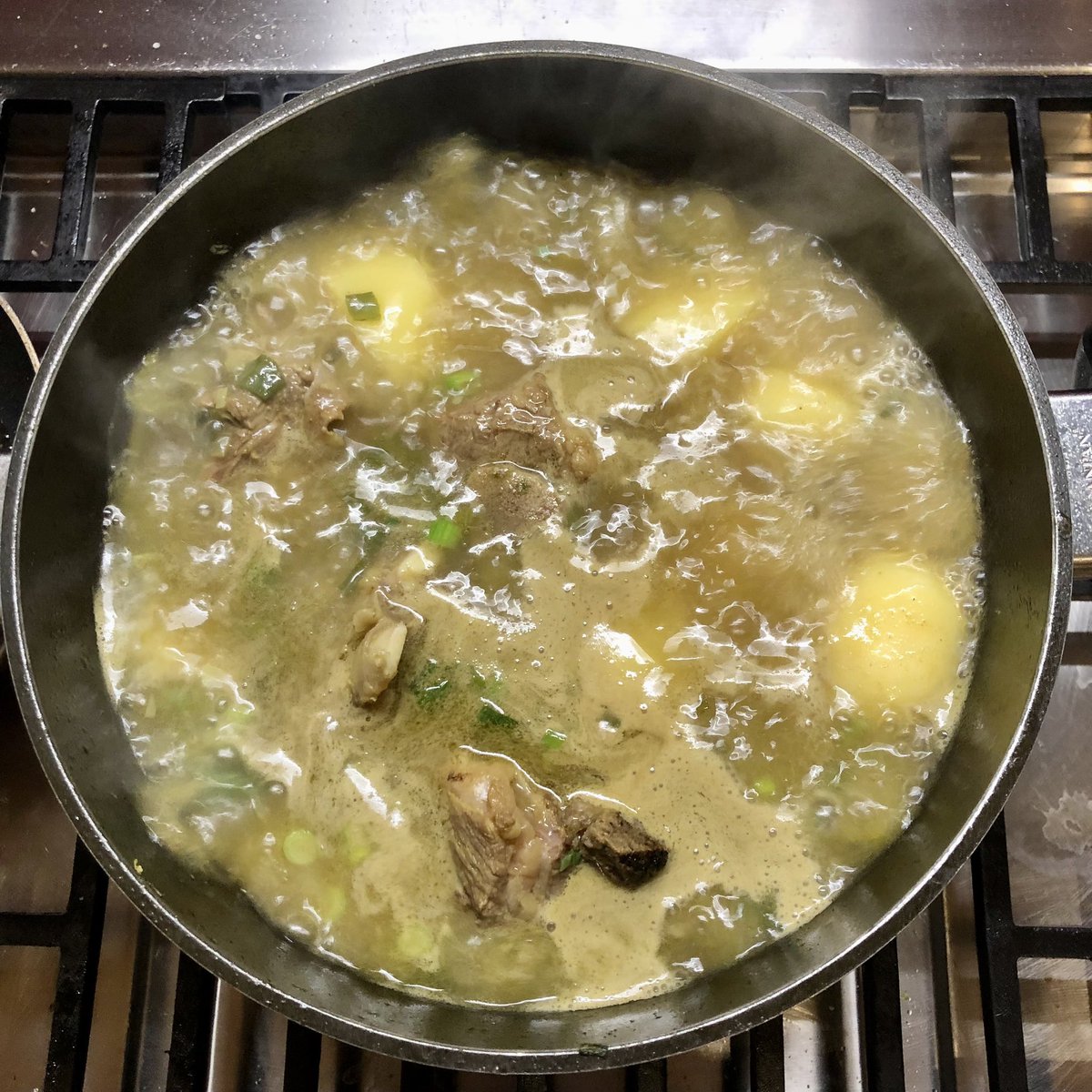 wiseprada's tweet photo. Beef rib soup 🍲 https://t.co/N5hLJAVpbF