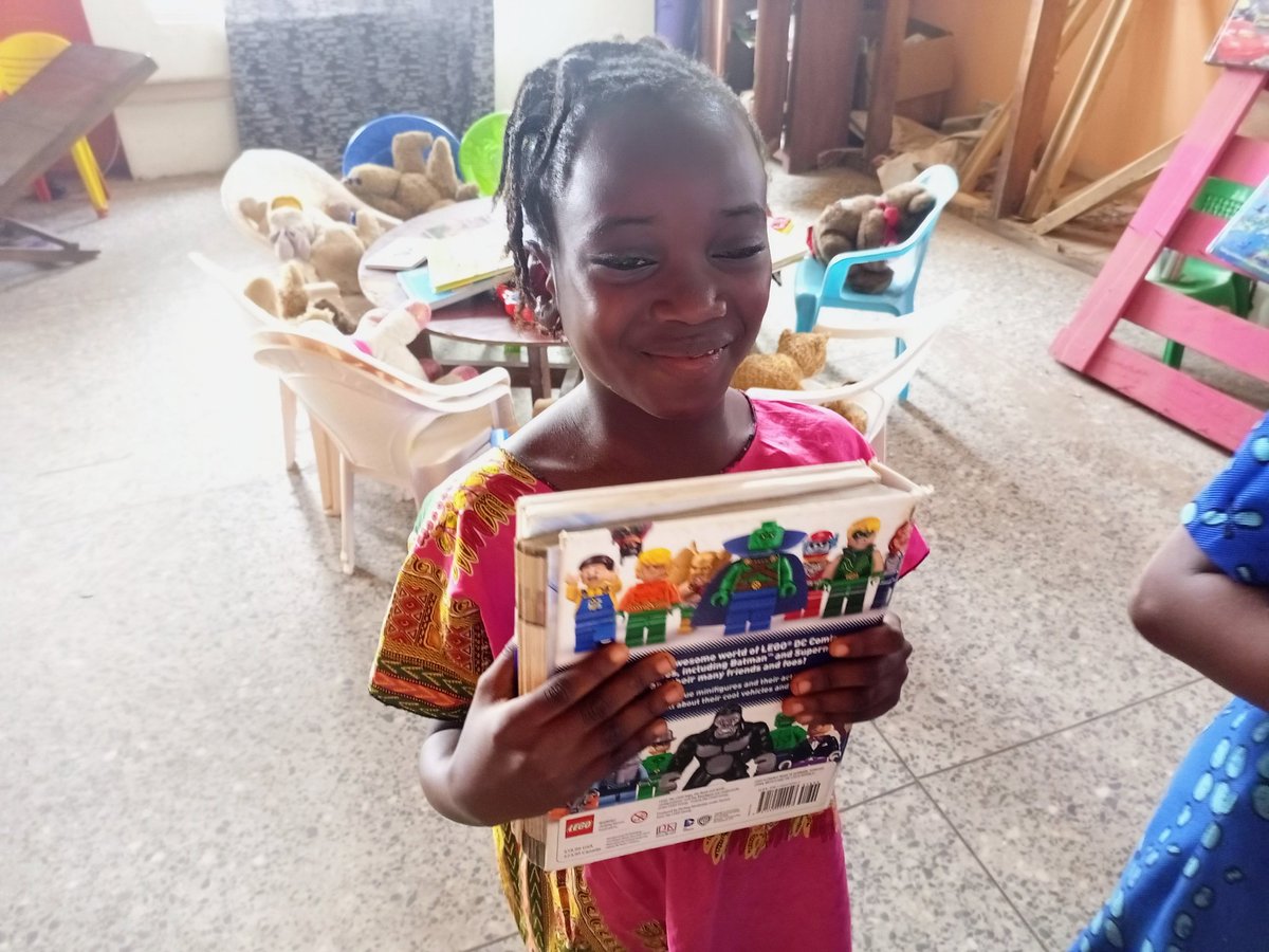 How does reading change our lives?
It develops our mind and helps us make sense of ourselves and the world around us.
Double tap if you agree
#holidays#readingchangeslives#education#foreverychild