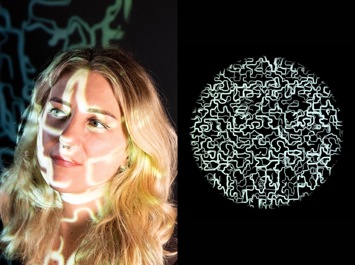 FlowRah and her NFT for "Psynesthesia"🌺, shot at <a href="/madarts_space/">Mad Arts</a>. Full bunch on Psynesthesia.net 💐

#NFT #Art #Photography #Psychology