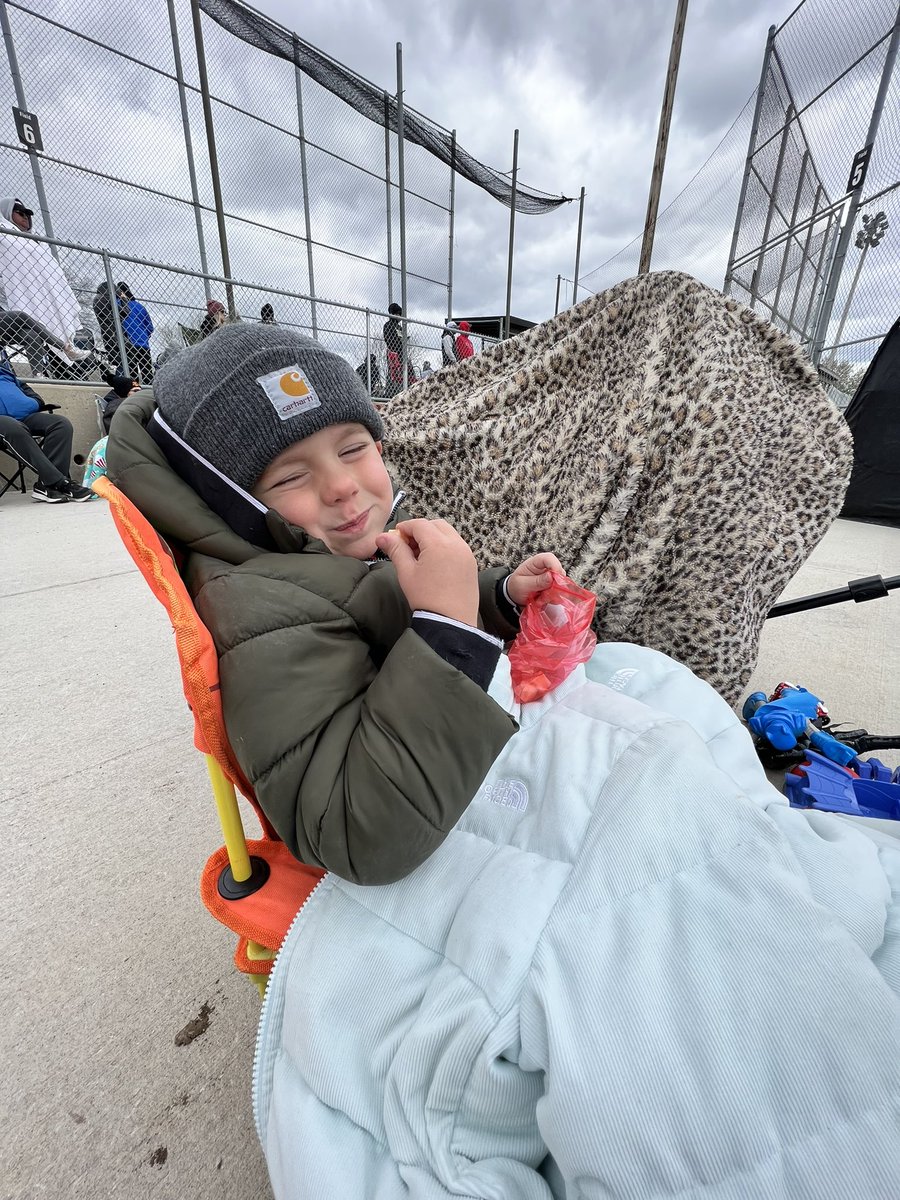 DwyerNicoleD's tweet image. Charlotte guest played with Top Gun 08 this weekend! First tournament of the season and first home run of the season!! 🔥 @CharlotteG2026  #topgun #softball #socold #homerun #classof2026