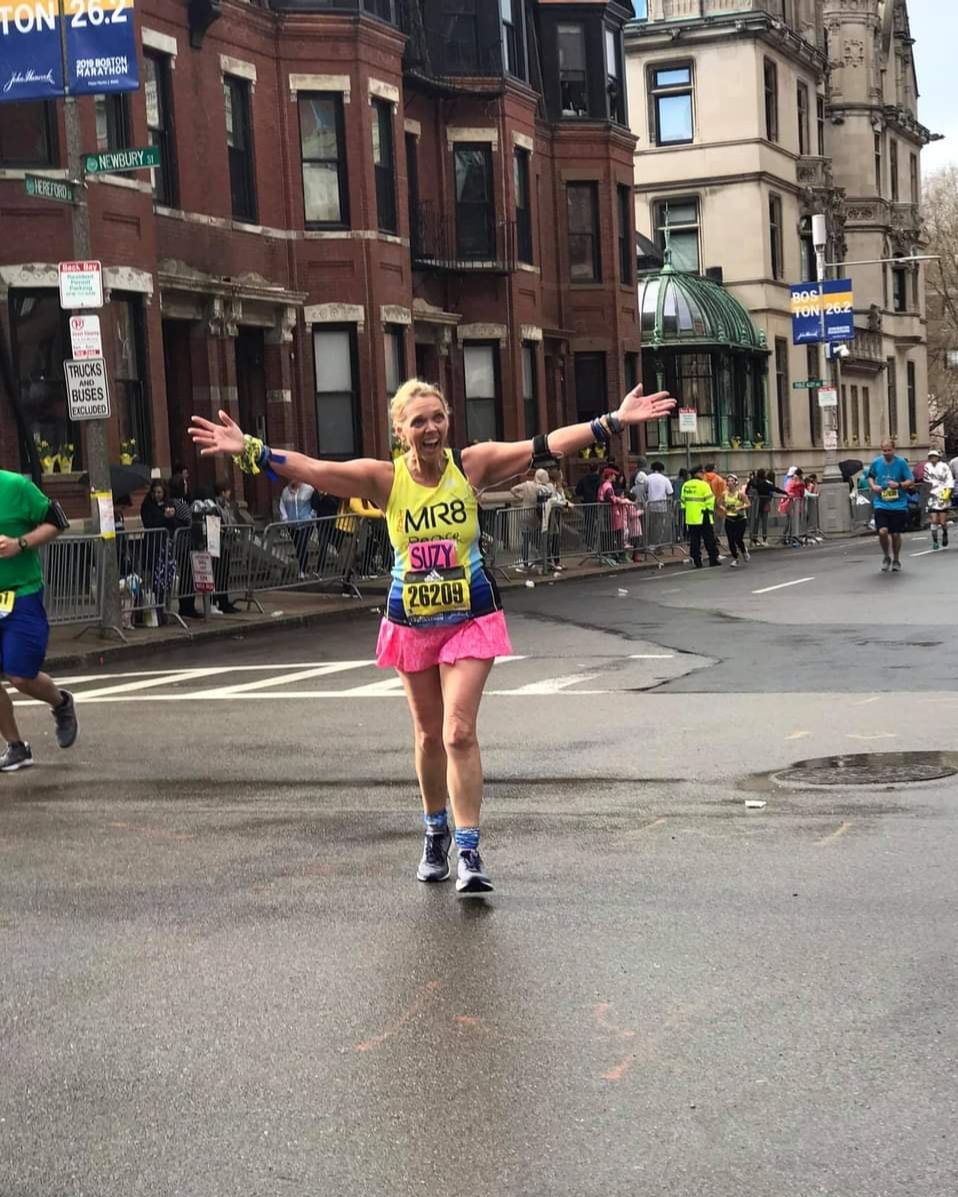 BCHigh's tweet image. GOOD LUCK to all of our #BCHigh alumni, faculty, and staff running the marathon today 👟