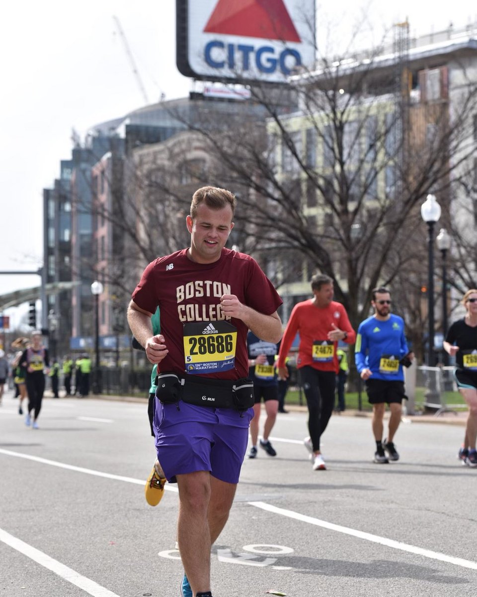 BCHigh's tweet image. GOOD LUCK to all of our #BCHigh alumni, faculty, and staff running the marathon today 👟