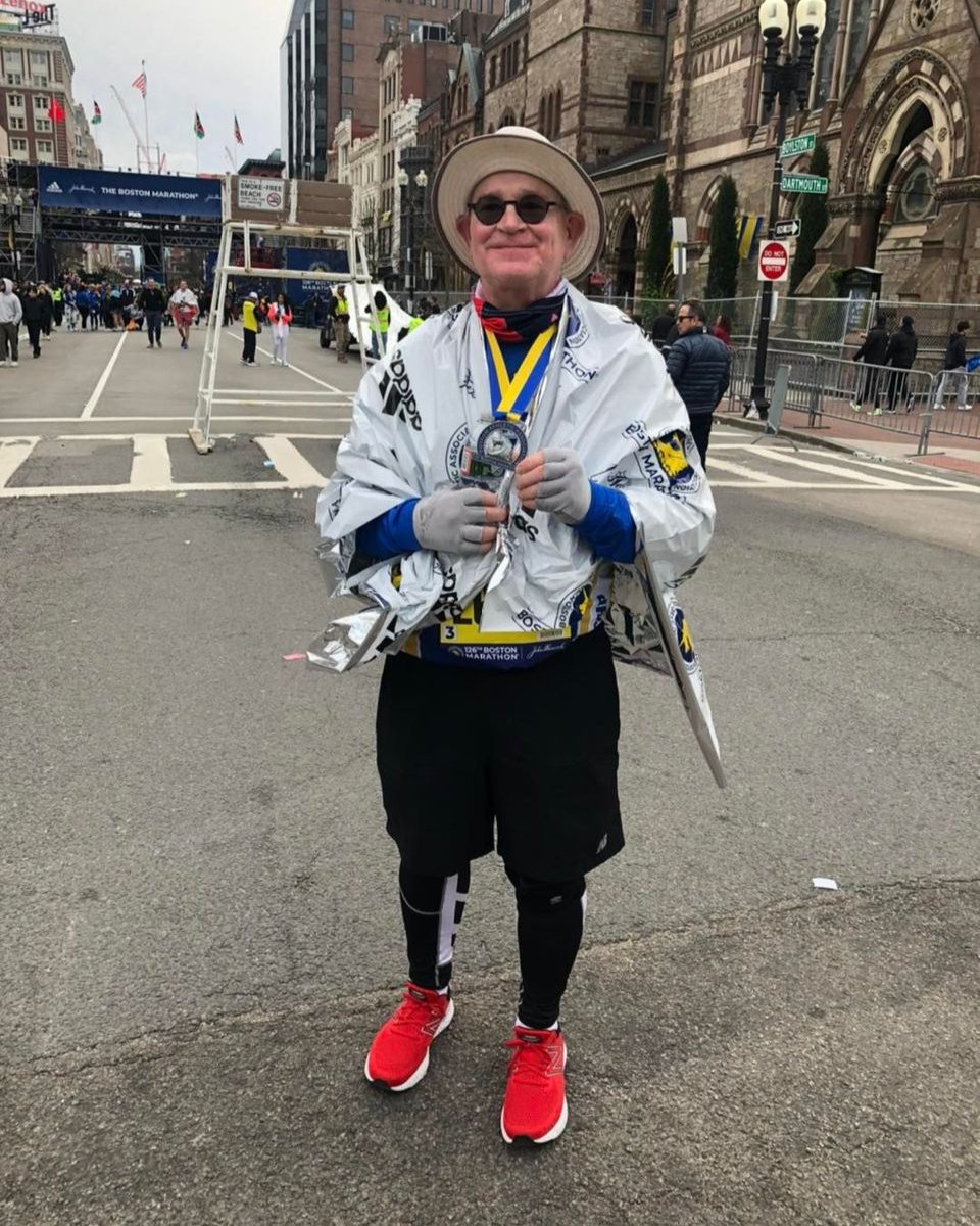 BCHigh's tweet image. GOOD LUCK to all of our #BCHigh alumni, faculty, and staff running the marathon today 👟