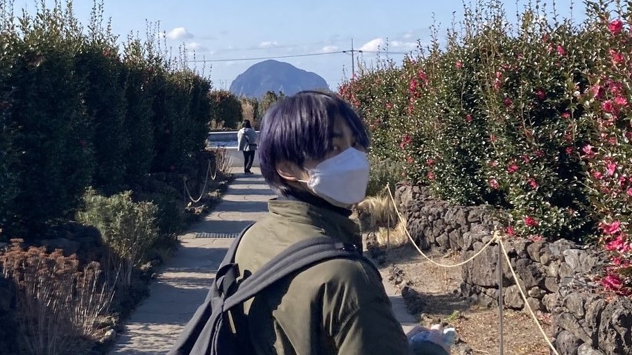 caffehee's tweet image. consistent
— a #sungwon au

after syvol (psh) met jardin (yjw), he's in his mission to know for answers on why he keeps on looking for jardin.

a short au for #taereungzcafe ☕'s fundraising event