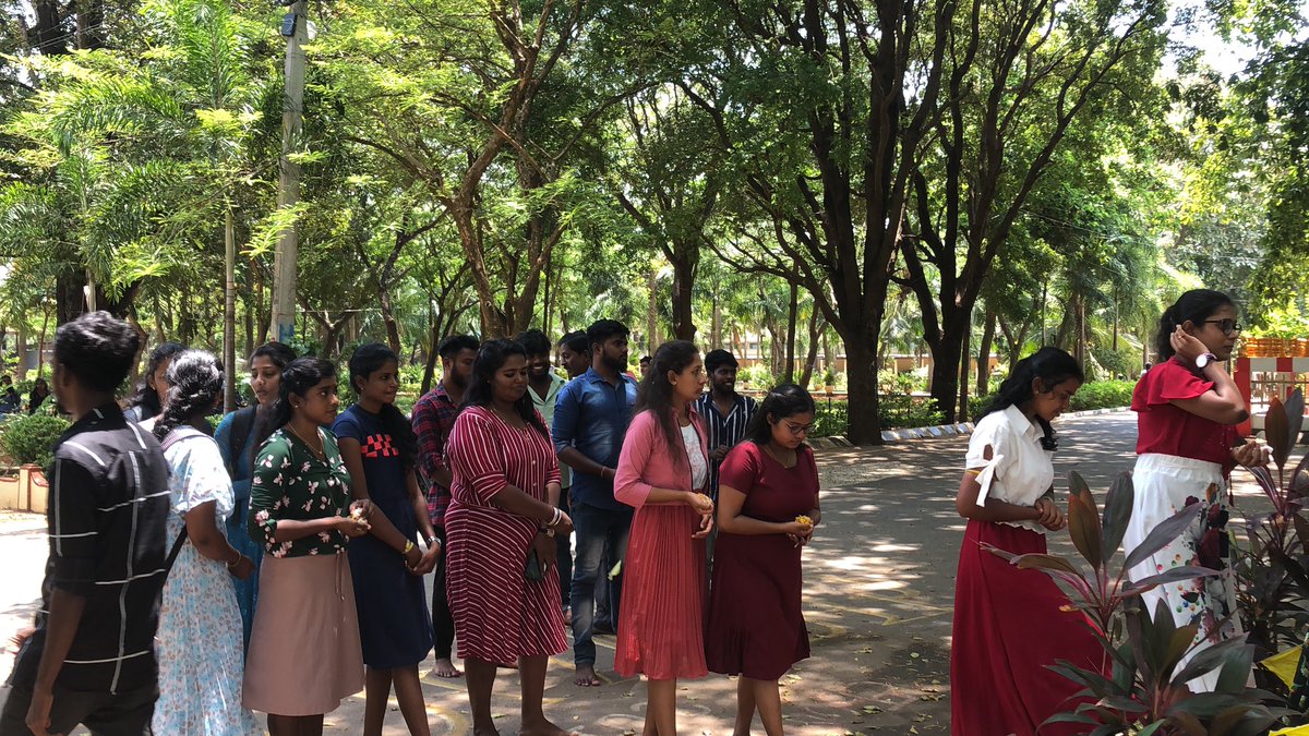 sivakajan2026's tweet photo. அன்னை பூபதி உண்ணா அறப்போர் 30 ஆம் நாள் நினைவேந்தல் ❤️💛
📍 யழ்ப்பாணப் பல்கலைக்கழகம்
🗓️ 17, ஏப்ரல் 2023 (திங்கட்கிழமை)
#annaipoopathi #tamilgenocide #eelam #tamileelam #justice4genocide #ipkf #tamilnadu https://t.co/J6beZCrZio