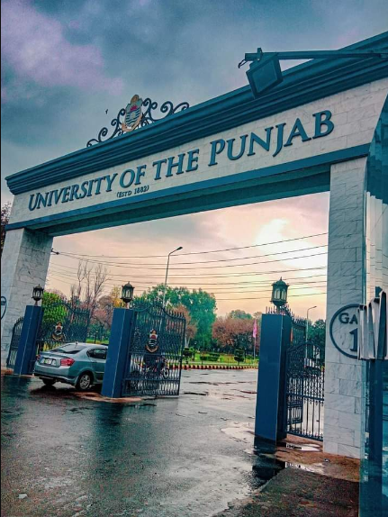 مجھے دیکھنا ہے جس نے میرے حال پر نہ جائے
میرا ذوق و شوق دیکھے میرا انتخاب دیکھے💙🌸
Place where I stepped in having a number of inventiveness in my mind😇, Alhmdullilah to achieved some of them and striving for left over.