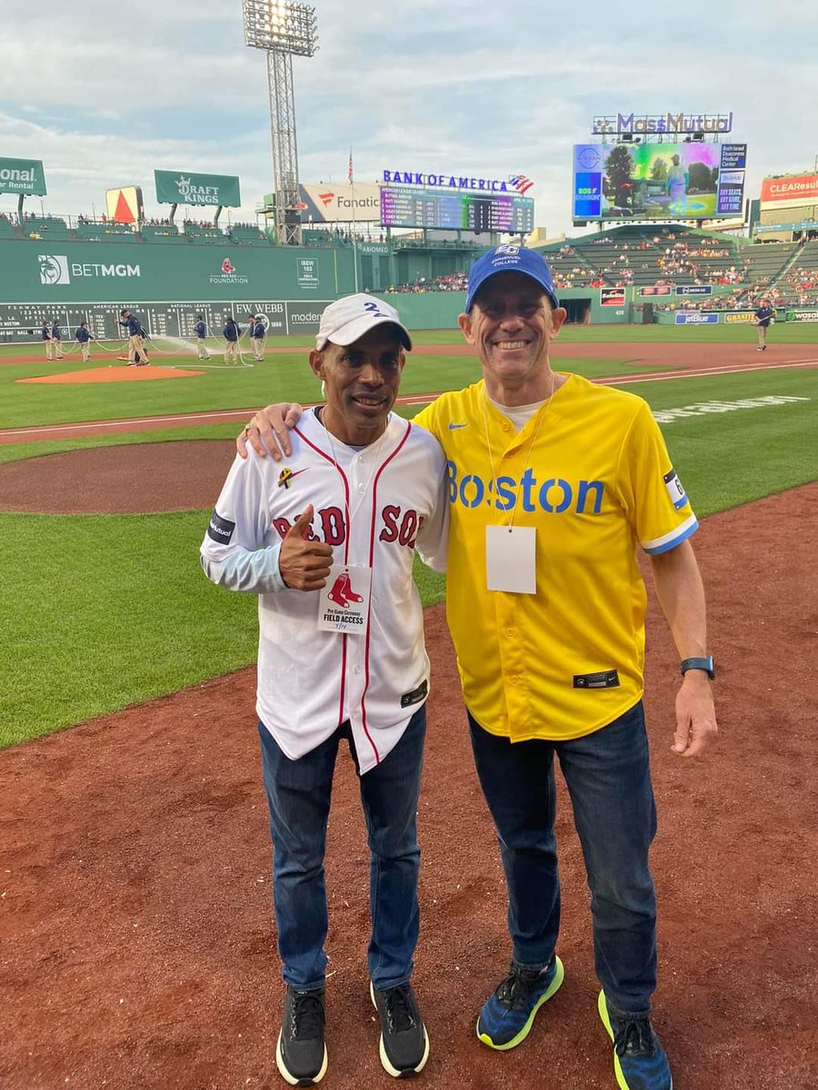 Emmanuel College tweet media