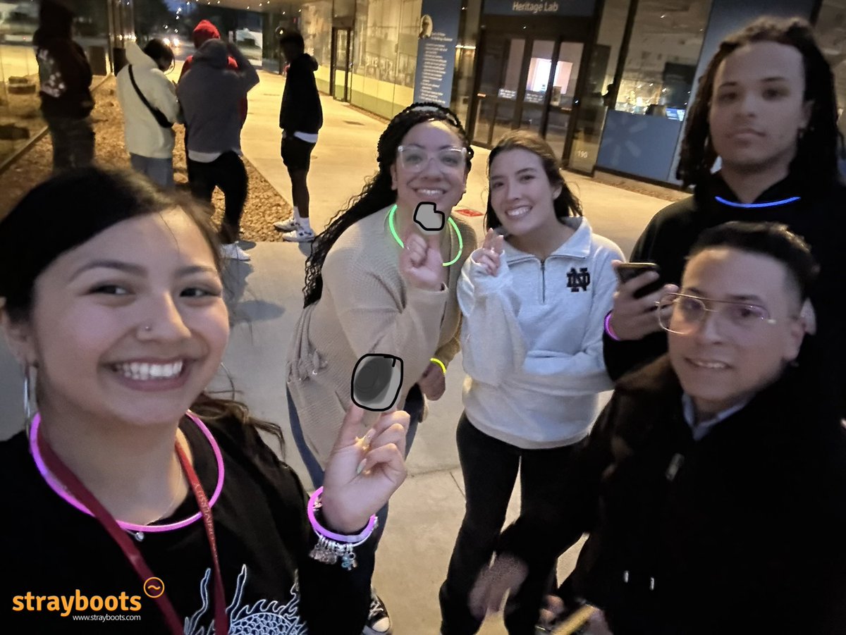 strayboots's tweet photo. Walmart Summit in Bentonville, AR. ๐ฅ
20 teams hustled in the historic district, looking for clues, answering clever riddles, taking group photos, and bonding like never before! ๐ค
#strayboots #teambuilding #scavengerhunt #teamwork #teamworkmakesthedreamwork @Walmart #Walmart https://t.co/YzNRtDGlLa