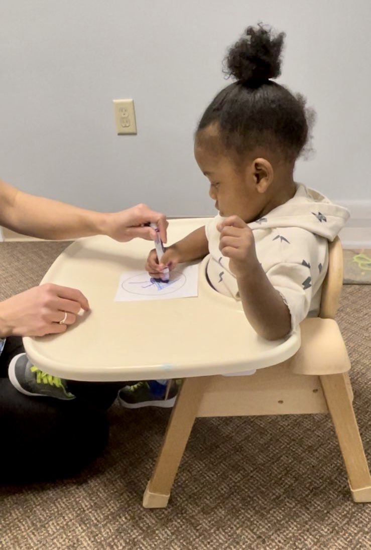 SproutPeds's tweet photo. Annalise, one of our gifted Occupational Therapists, is working w/this client on imitating #scribbling. This skill is important for working on #visualmotorintegration necessary for all kinds of activities but especially reading &amp; writing. #prehandwriting #SproutitOut https://t.co/HqV8poymaK