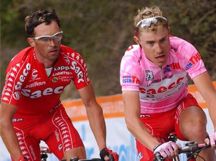 acperez75's tweet photo. 19 días para el Giro de Italia 2023. Cada día recordando a un ganador. Os espero a todos en La Porra del Giro en https://t.co/1h6UQt16M0 Hoy, Damiano Cunego, vencedor en 2004. Plata en el Mundial de 2008 y 3 veces ganador de Lombardía. https://t.co/MqTjdmEiD0