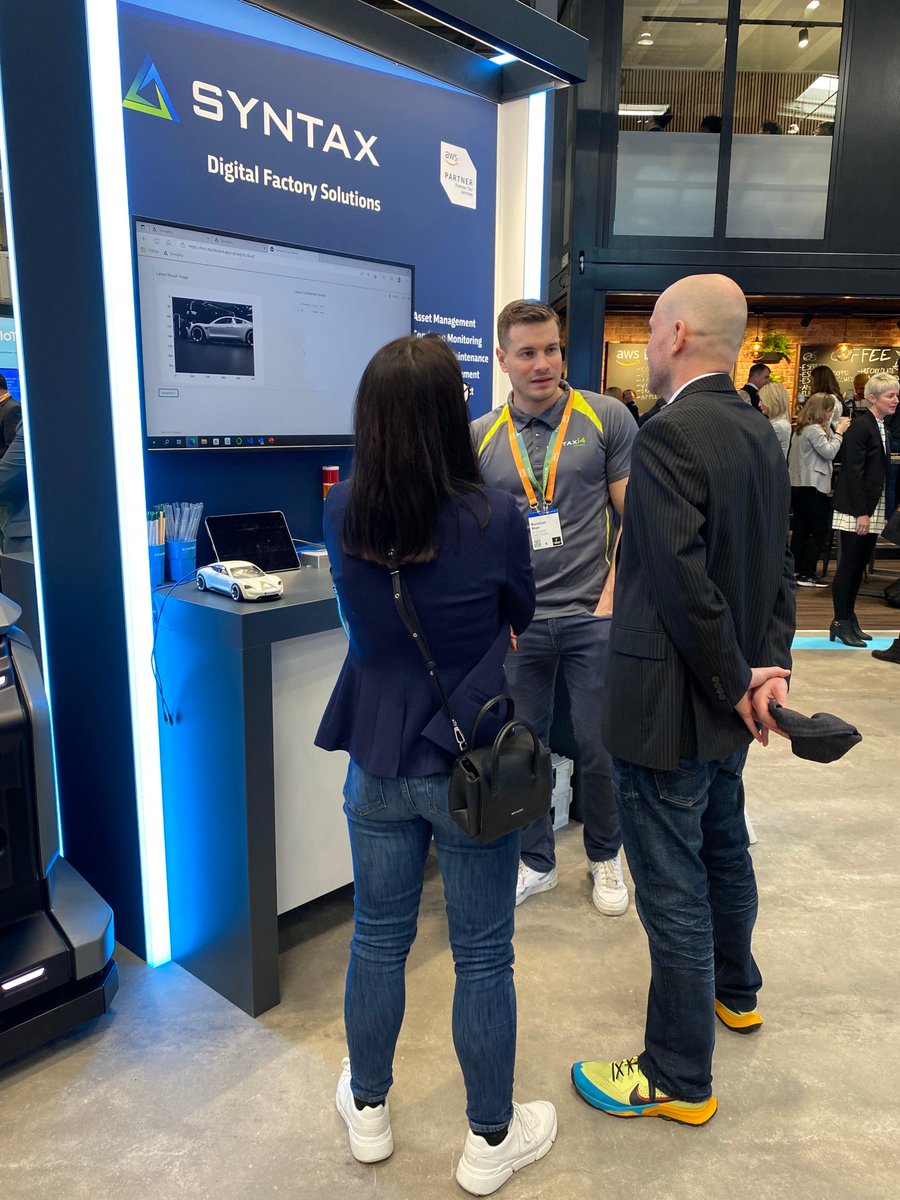 SyntaxSystemsDE's tweet image. Heute ist es so weit - die #HM23 findet derzeit statt und wir sind vor Ort! 👏🏼 🥳 Besuchen Sie uns an unseren Partnerständen bei SAP &amp;amp; AWS in Halle 15 | Stand E17/D74 und erleben Sie live die Fertigung von morgen❗️#SAPDM #digitalfactory #AWS #manufacturing #syntax
