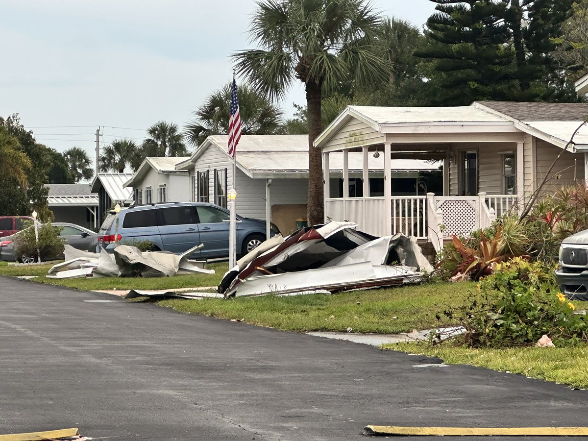 Amanda McKenzie FOX 35 on Twitter "Possible tornado damage to at least