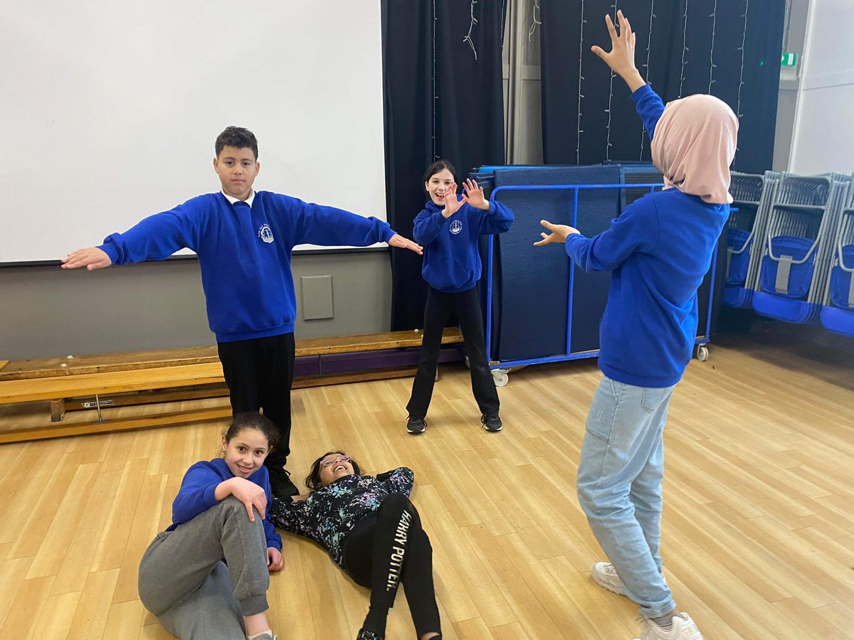 Kinetic_Theatre's tweet photo. We started our summer Term of Expressive Arts workshops today with Miss Jade &amp; Kieron at @roathparkprm 

“Year five working on using their bodies to create animals from the lion king , they are exploring African influences on Broadway” https://t.co/3gJDdMzfez