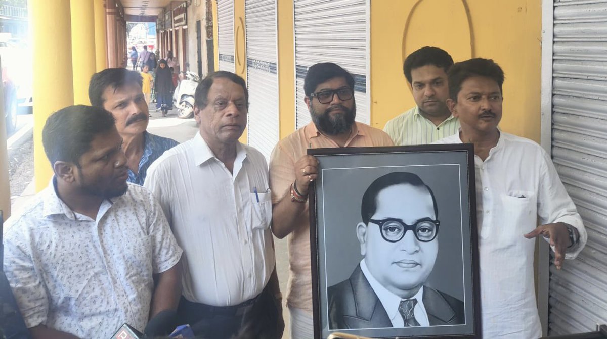 Garlands on #Ambedkar statues on 14th April had hardly dried. On 15th #Cobblers evicted till 21st, ostensibly to keep them out of sight during @g20org in Goa. Demanded compensation for loss in daily earnings. #Hypocrisy #G20 @MSJEGOI @NCSC_GoI @rashtrapatibhvn
