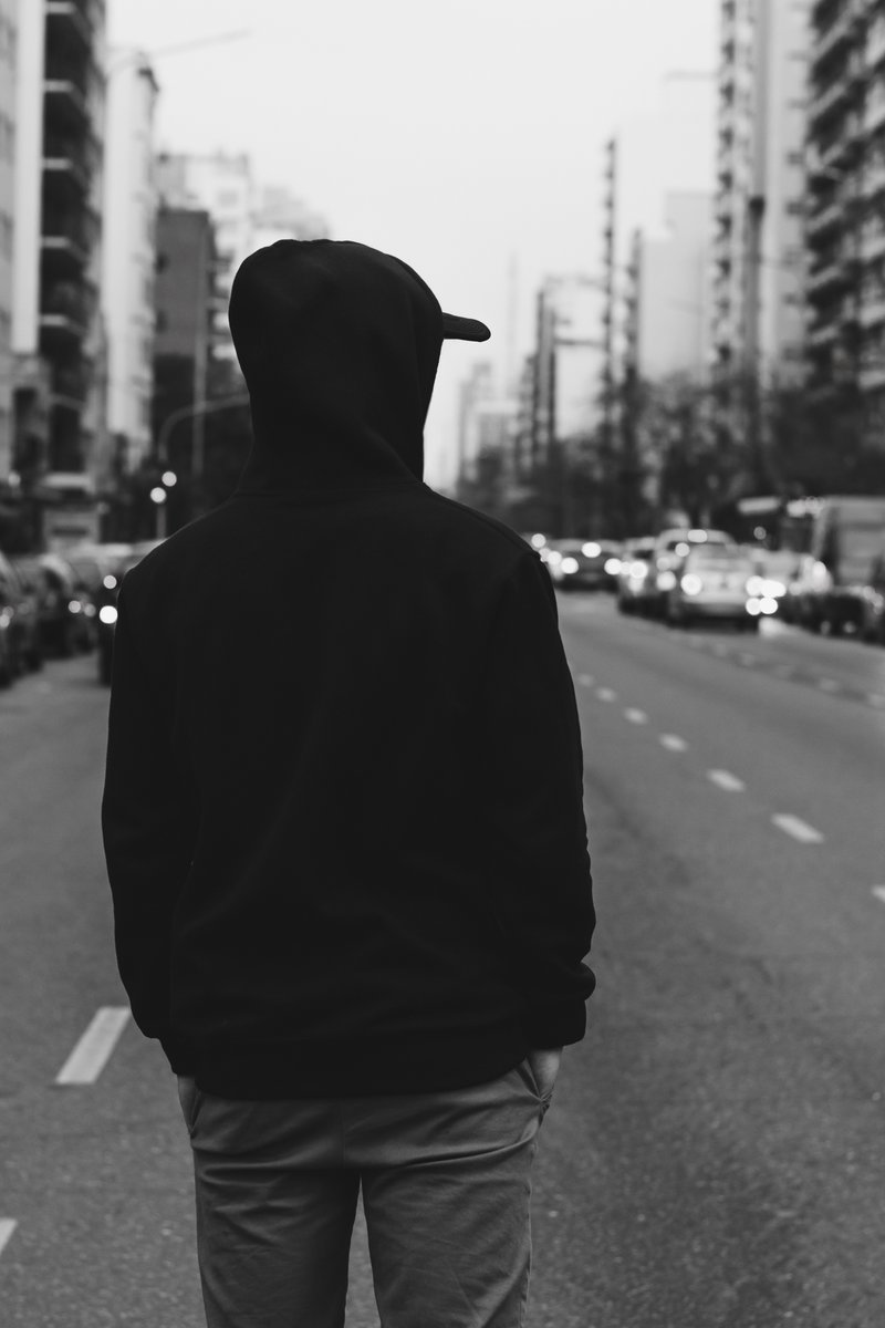 Dayroncrow tweet media