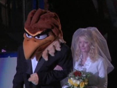 MorlandZK's tweet photo. Expert trader giving advice: “Don’t get married to your NFT bags.”

NFT Mfs: https://t.co/bo5G1F2DZh