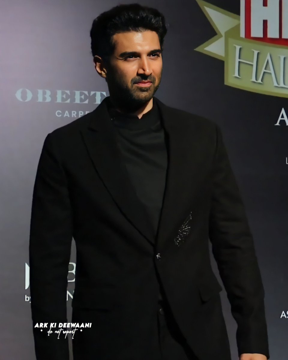 #AdityaRoyKapur at #HelloHallOfFame Awards in Mumbai.