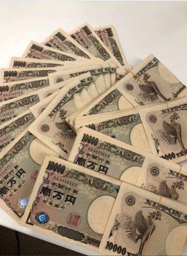 SusanSearcy16's tweet photo. 要望が多すぎるので‼︎
30万程度で良ければ当選者に配布します。

時間もないので
RT、固定ツイートの公式line追加お願いしますね!

✳︎現金、Pay Pay、ビットコイン
の中から希望を選んでコメント下さい❕ https://t.co/6zOW7Msaon