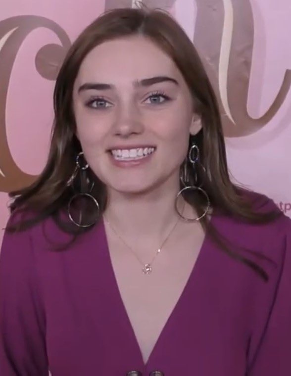 sundaisies19's tweet photo. and meg donnelly as rapunzel… https://t.co/EyxecKh7ZW