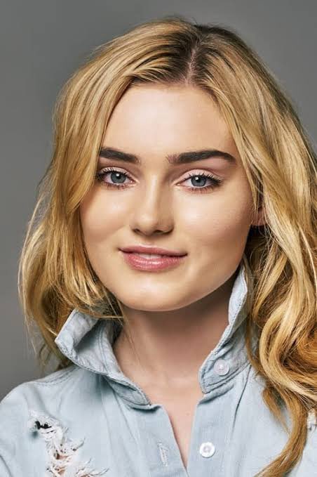 sundaisies19's tweet photo. and meg donnelly as rapunzel… https://t.co/EyxecKh7ZW