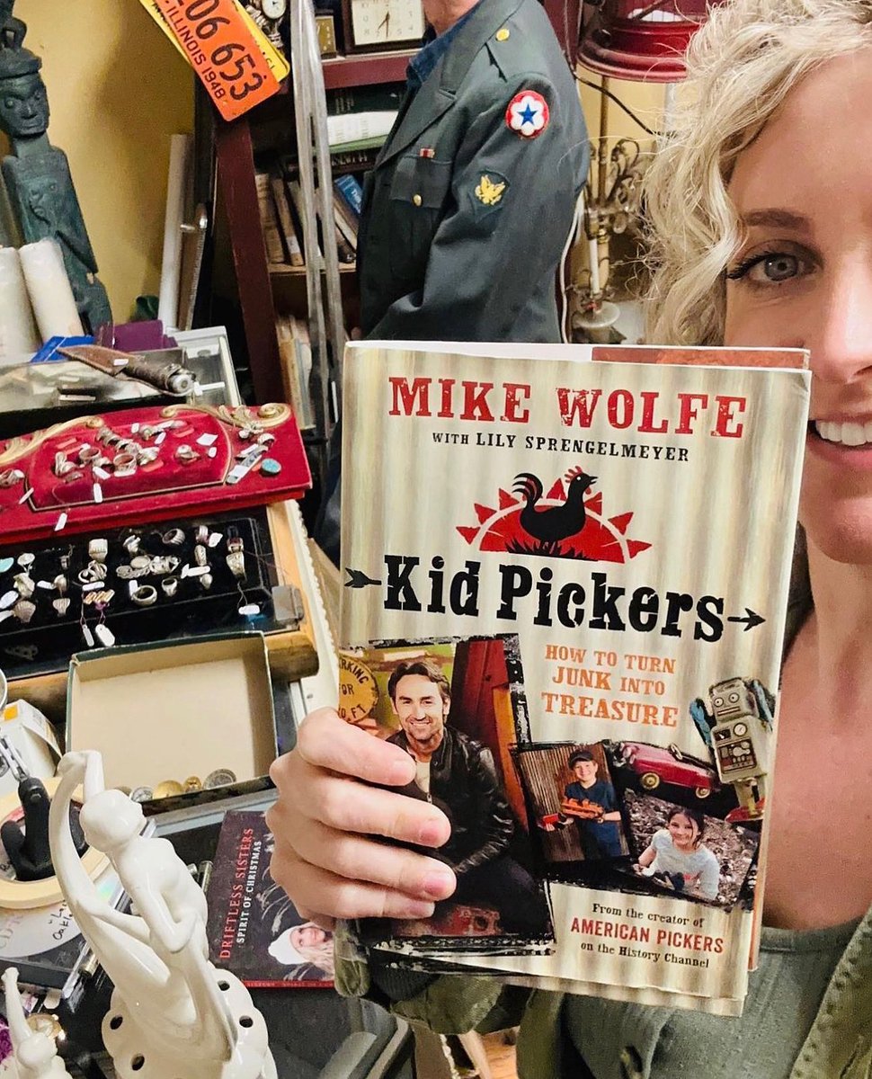 Happy 10 years to the kid pickers book! #Repost from #lilystellamaris - “Happy 10 year book anniversary to Kid Pickers! I  was privileged enough to get to co-author this book for aspiring young collectors and Kid Pickers everywhere.
