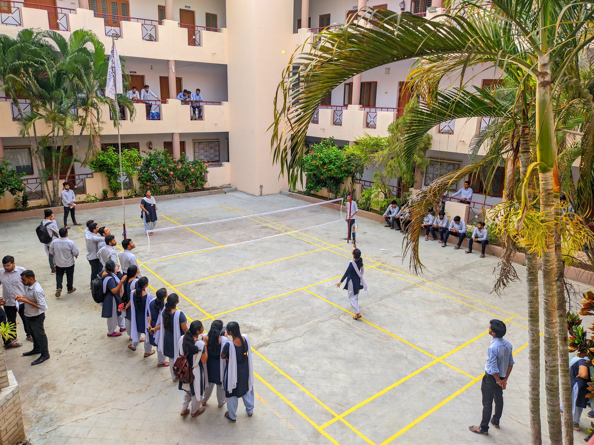 baradaprasad's tweet photo. Royal Vibration, Sports Inauguration on 17.04.2023. It's a great moment for all #Royalians #RoyalCollegeOfPharmacyAndHealthSciences #rcphs #pharmercy #berhampur
@royalberhampur @SUSANTA22343770 @MadhusmrutiK @prasant_pharma @DrSudhirsahoo @BrahmapurCorp https://t.co/V3ZjzCo899