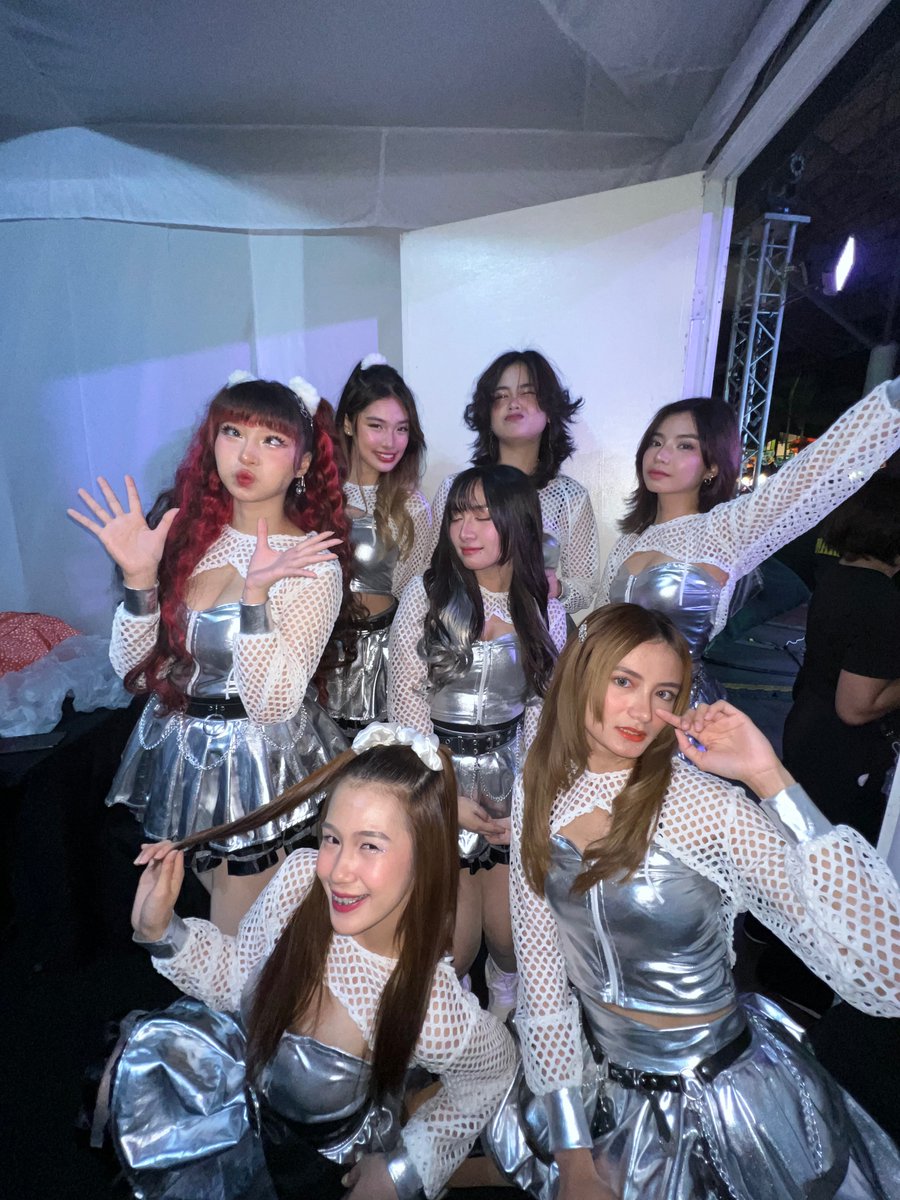 MNL48 Backstage photos at <a href="/grabph/">Grab Philippines</a> Grab Hangout 💙

#MNL48xGrabPHMNL48
MNL48 ON GRAB HANGOUT
<a href="/mnl48official/">MNL48</a>