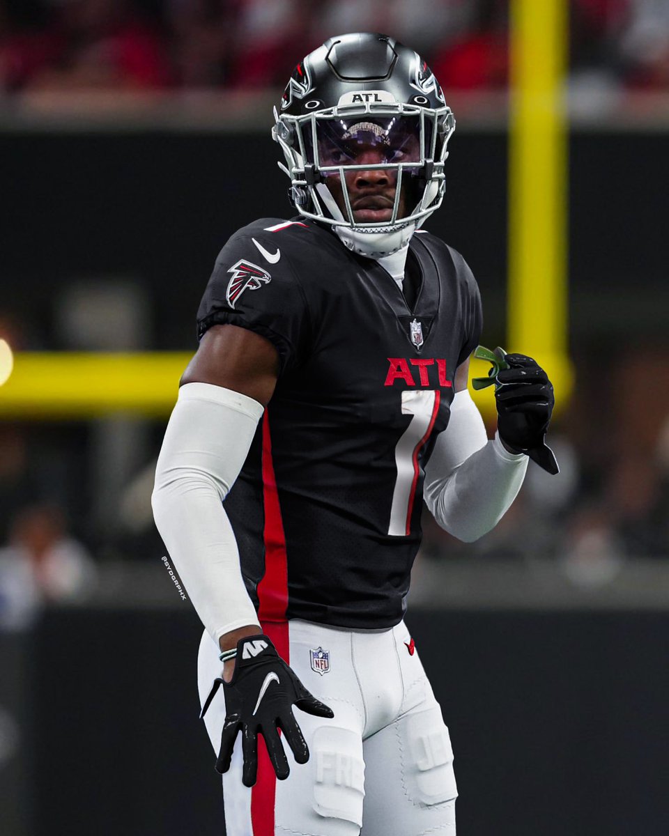 sydgrphx's tweet photo. Jeff Barakudah🐟
#nfl #falcons #jerseyswap https://t.co/kcGlqsqJM2