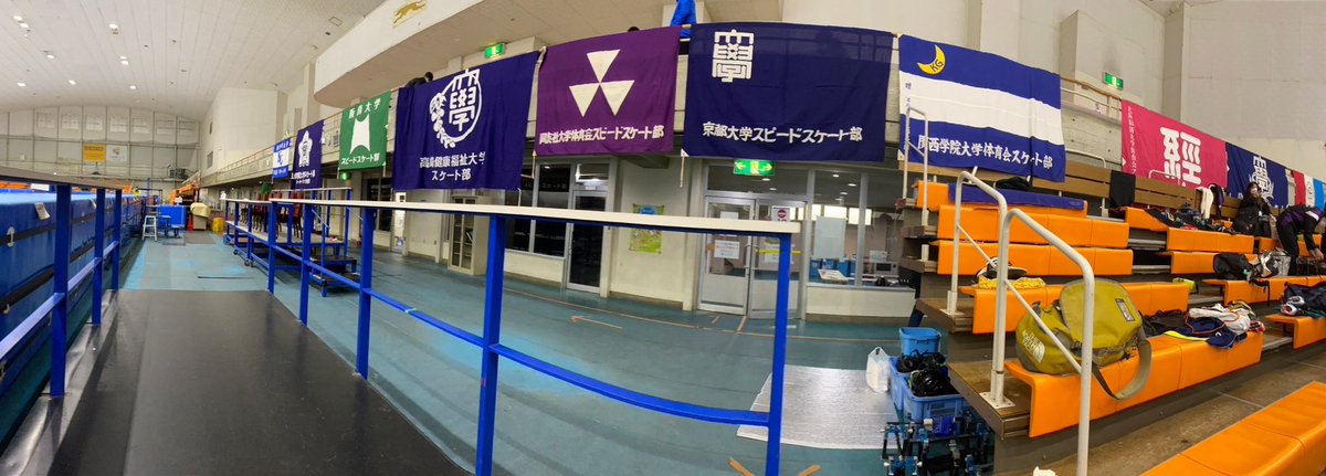 DU_SSC's tweet photo. 〜年間スケジュール〜
【10月編】
10月は日本学生氷上競技選手権大会（通称インカレ）があります！全国のスピードスケート部の大学生が集います。

【11月編】
11月〜3月は京都アクアリーナで週3回氷上練習を行います🧊シーズンインのため、試合の数も増え、氷上で滑る機会が多くあります。 https://t.co/2P0GKxevHG