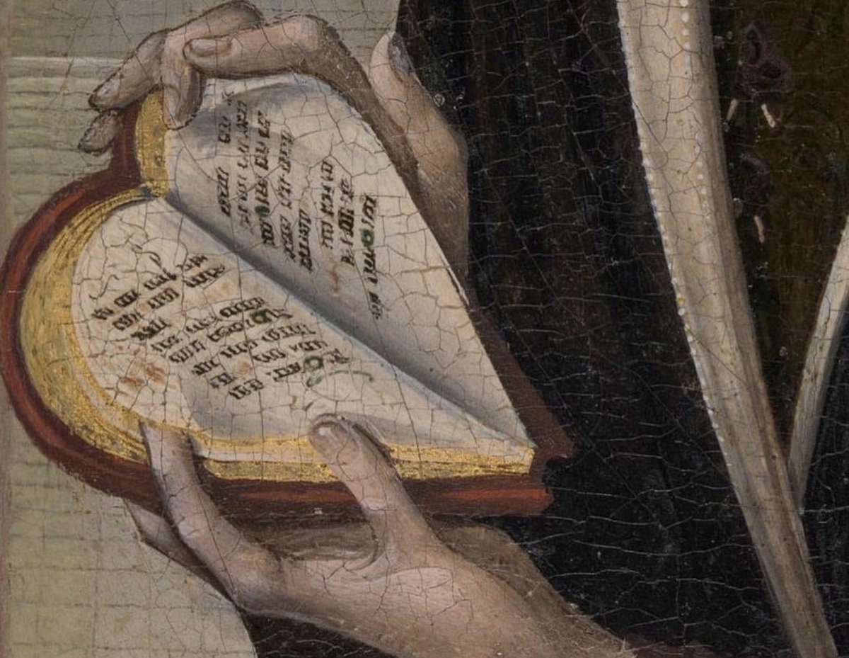 kuromiumiu's tweet photo. Heart shaped books or cordiform books from the 15th-16th century https://t.co/zM3jD0EYVC