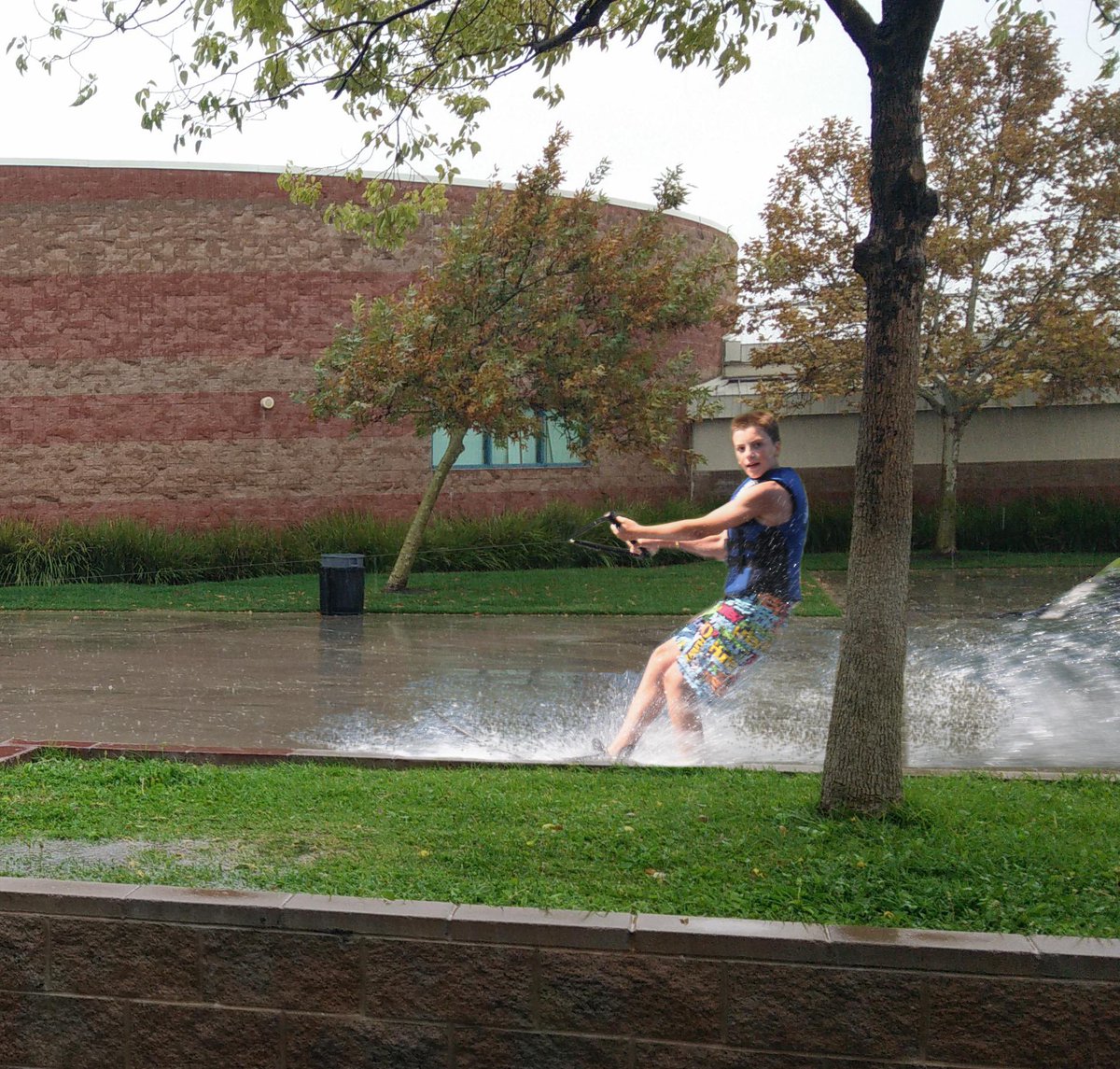 BiIIstenzel's tweet image. freshman...smh