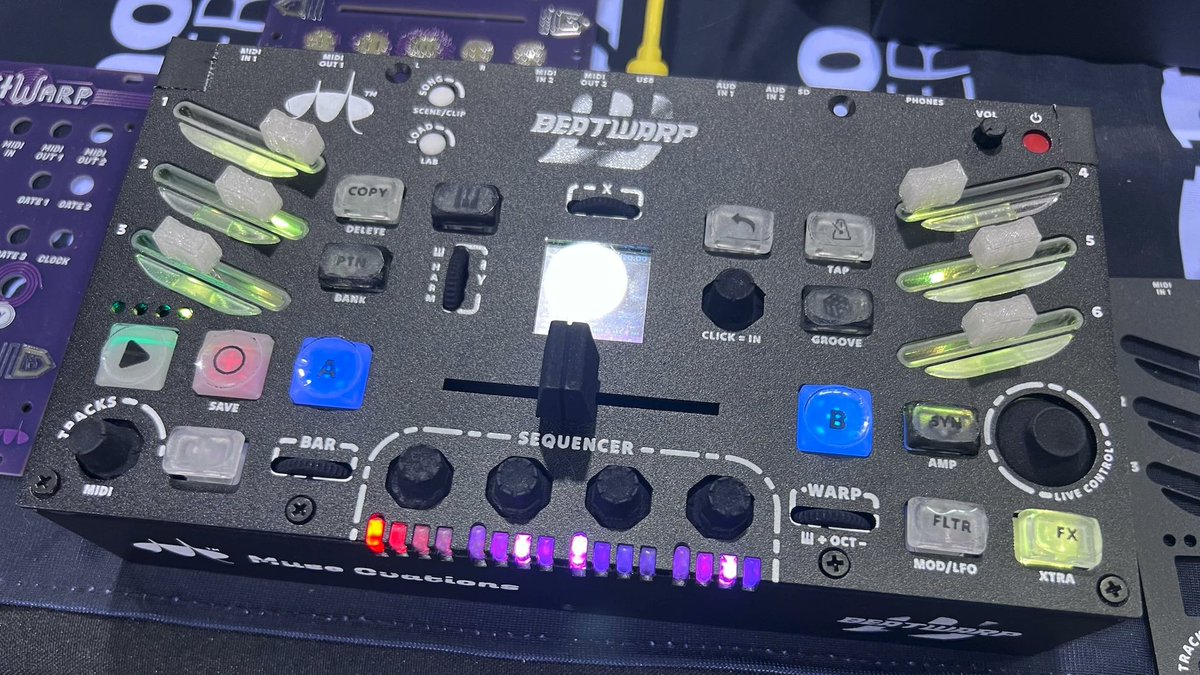 synthanatomy's tweet image. NAMM 2023: Muse Ovations has introduced BeatWarp, a new fascinating audio/MIDI groovebox with a unique, colorful concept
synthanatomy.com/2023/04/namm-2…
#namm2023news #namm2023 #museovations #beatwarp #groovebox #synthanatomy