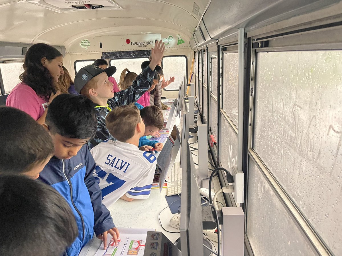 @nysteambus tweet media
